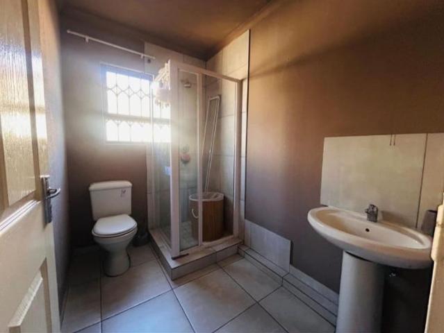 3 Bedroom House For Sale in Vanderbijlpark CE