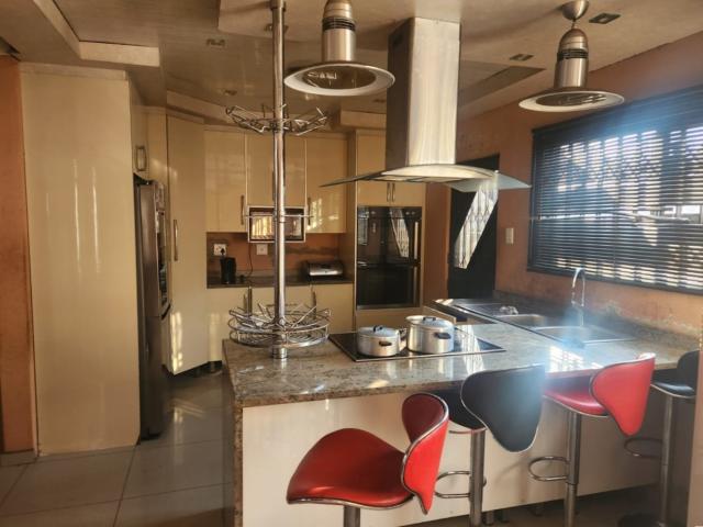 3 Bedroom House For Sale in Vanderbijlpark CE
