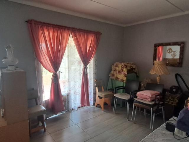 3 Bedroom House For Sale in Vanderbijlpark SE 1