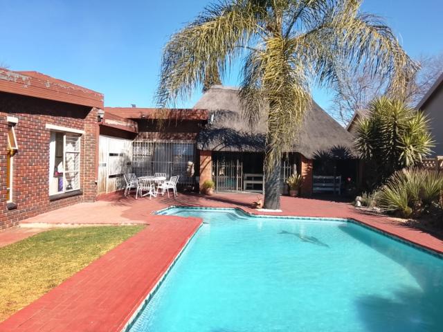 3 Bedroom House For Sale in Vanderbijlpark SE 7