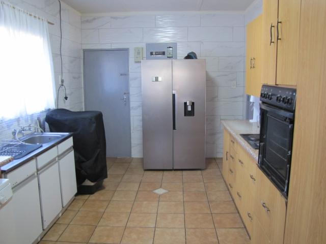 3 Bedroom House For Sale in Vanderbijlpark SW 1