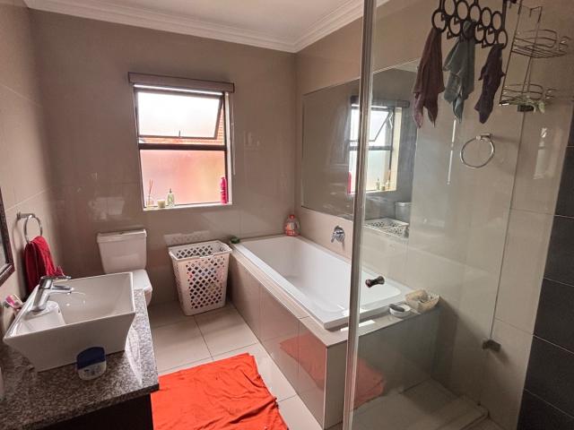 3 Bedroom House For Sale in Vanderbijlpark SW 5