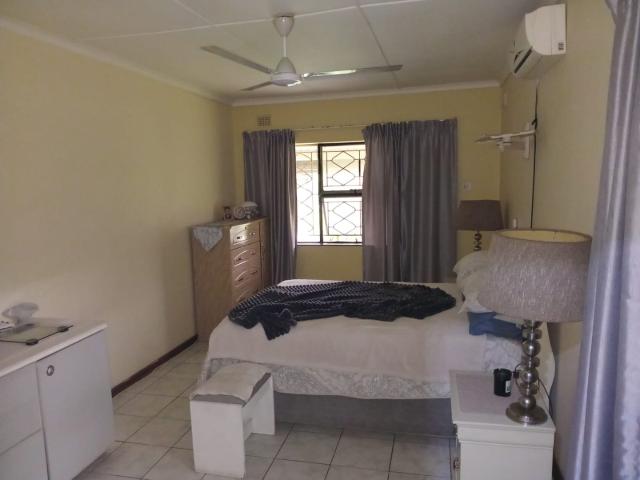 3 Bedroom House For Sale in Veld En Vlei