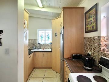 3 Bedroom House For Sale in Velddrif