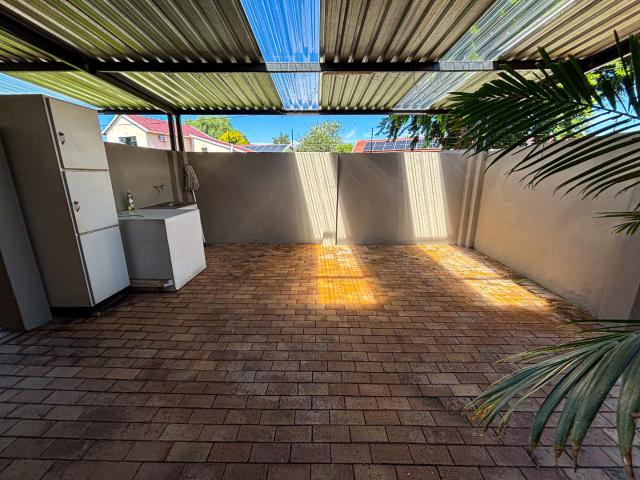 3 Bedroom House For Sale in Verwoerdpark