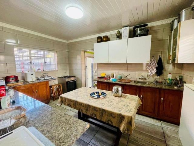 3 Bedroom House For Sale in Verwoerdpark