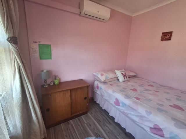 3 Bedroom House For Sale in Visagie Park