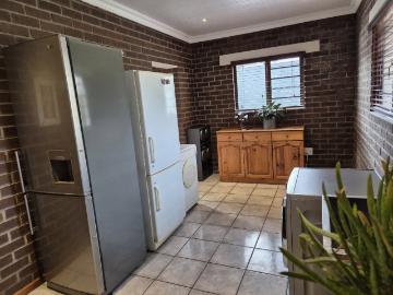 3 Bedroom House For Sale in Vredenburg