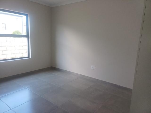 3 Bedroom House For Sale in Vredenburg