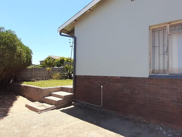 3 Bedroom House For Sale in Vredenburg Rural