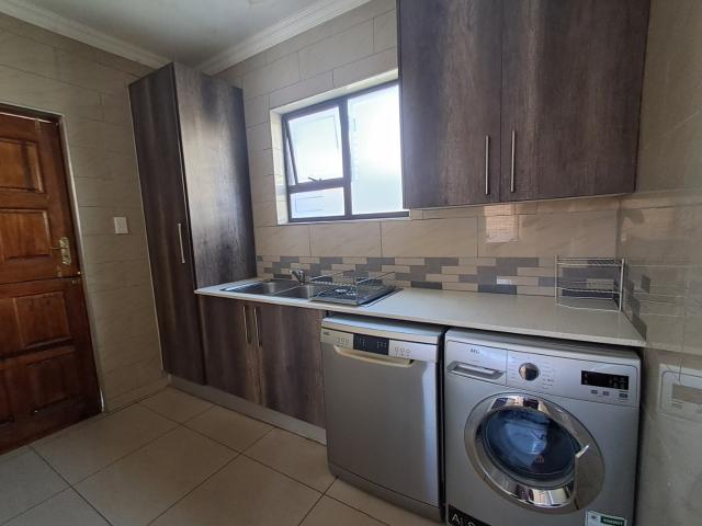 3 Bedroom House For Sale in Zambezi Manor Lifestyle Estate