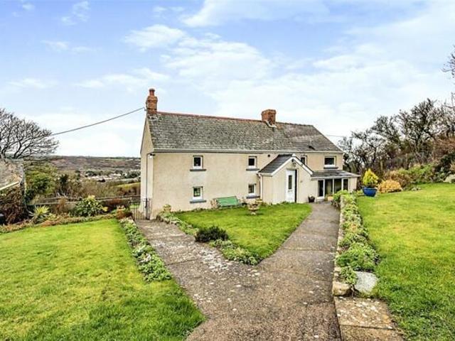 3 Bedroom House Fishguard Pembrokeshire 102023803