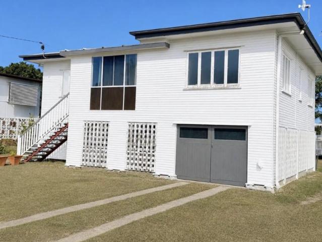 3 Bedroom House Frenchville QLD 105990675