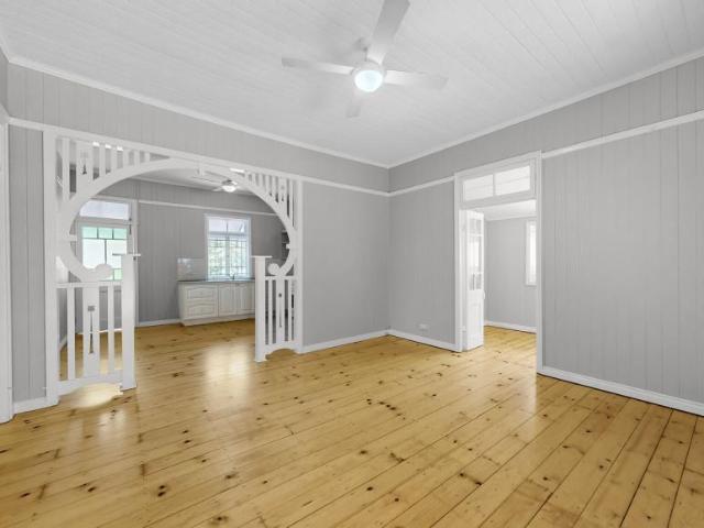 3 Bedroom House Kelvin Grove QLD 106064412