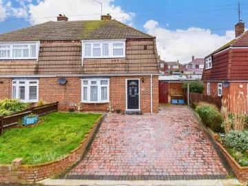 3 Bedroom House Kent Kent LS99092421