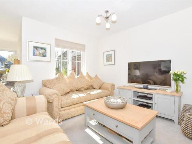 3 Bedroom House Kent Kent 101996263