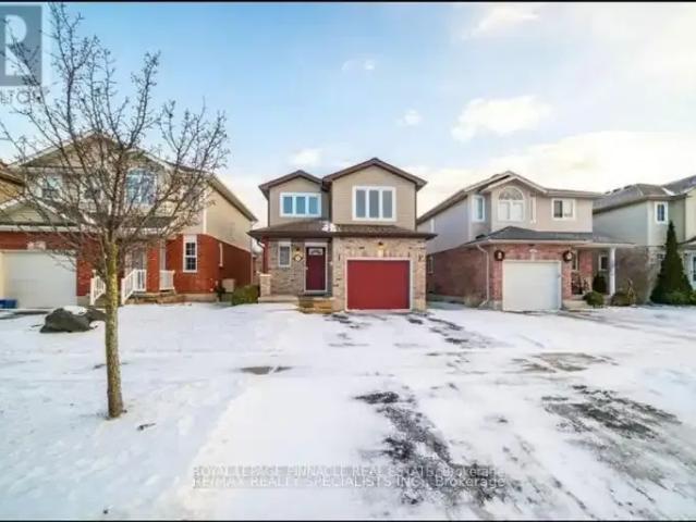 3 Bedroom House Kitchener ON 103695235