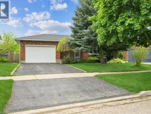 3 Bedroom House Kitchener ON 104638537