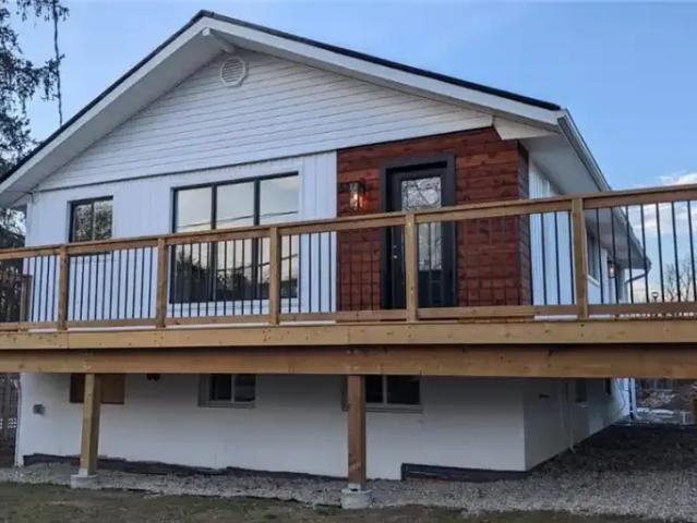 3 Bedroom House Kitchener ON 104864262