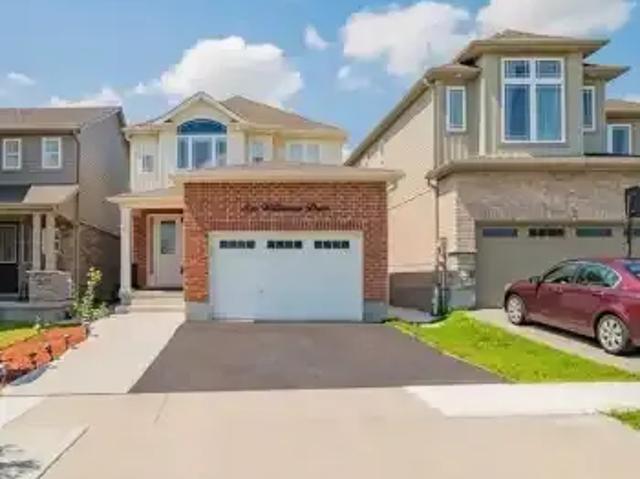 3 Bedroom House Kitchener ON 105135680