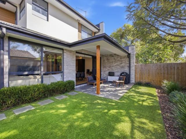 3 Bedroom House Kilsyth VIC 102763608