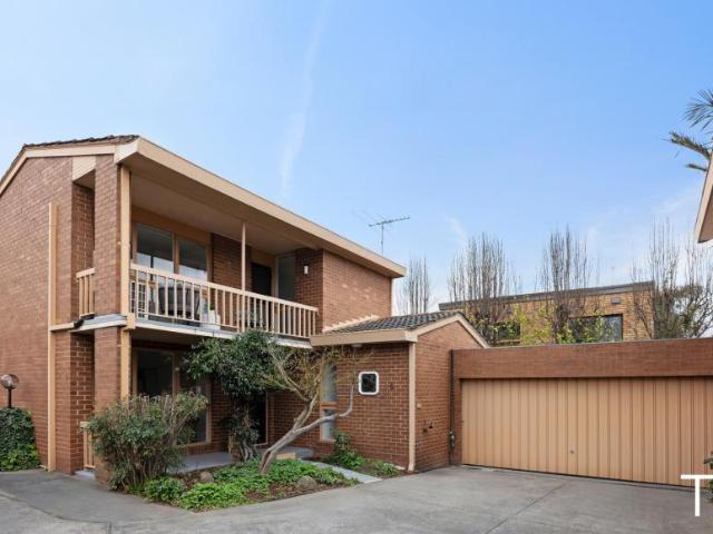 3 Bedroom House Hawthorn VIC 105865267