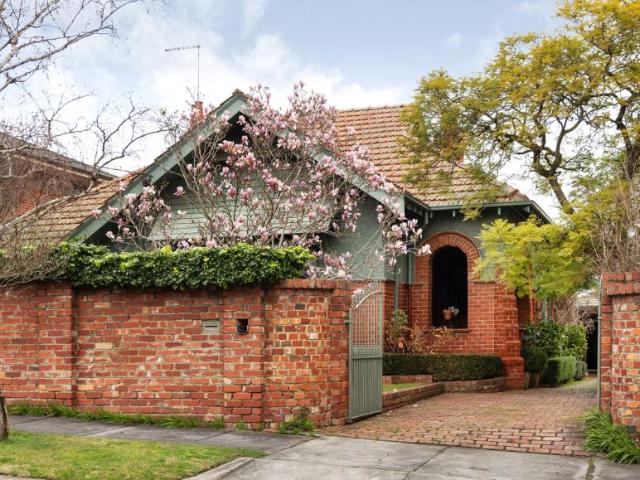 3 Bedroom House Hawthorn VIC 105865674