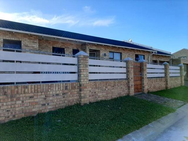 3 Bedroom House in Cotswold