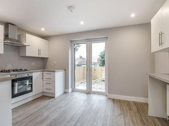 3 bedroom house in Chislehurst