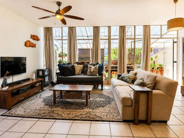 3 Bedroom House in Clubview