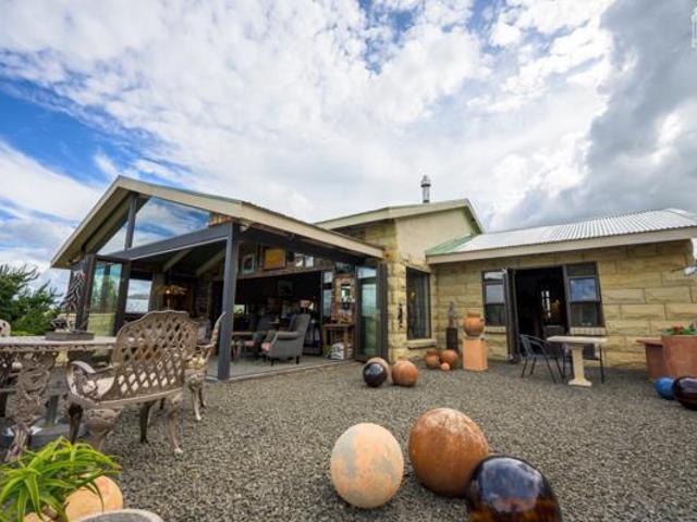 3 Bedroom House in Clarens