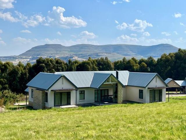 3 Bedroom House in Clarens Mountain Estate