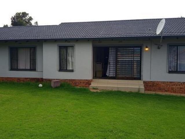 3 Bedroom House in Crystal Park
