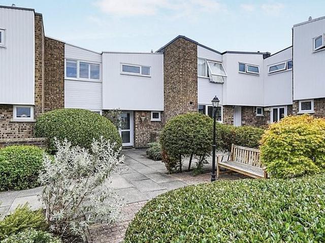 3 bedroom house in Croydon