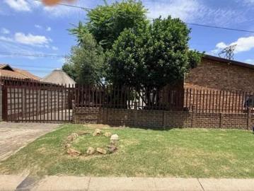 3 Bedroom House in Croydon