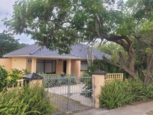 3 Bedroom House in Amalinda