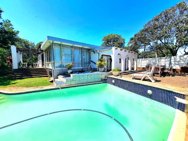 3 Bedroom House in Amanzimtoti