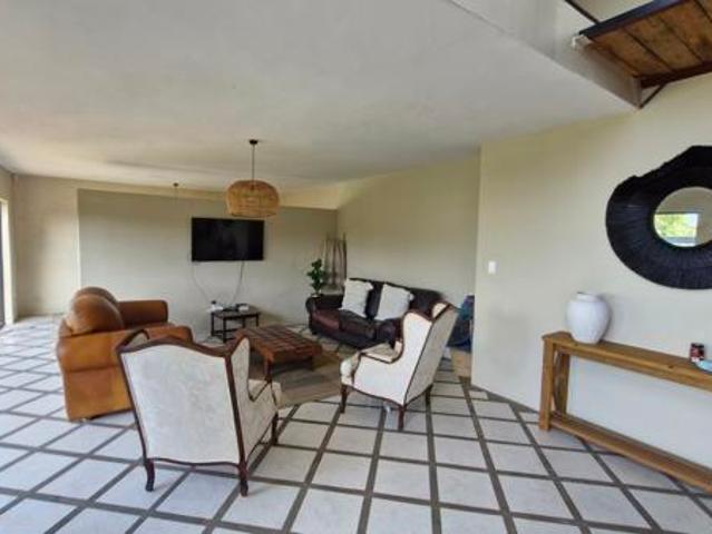3 Bedroom House in Aston Bay