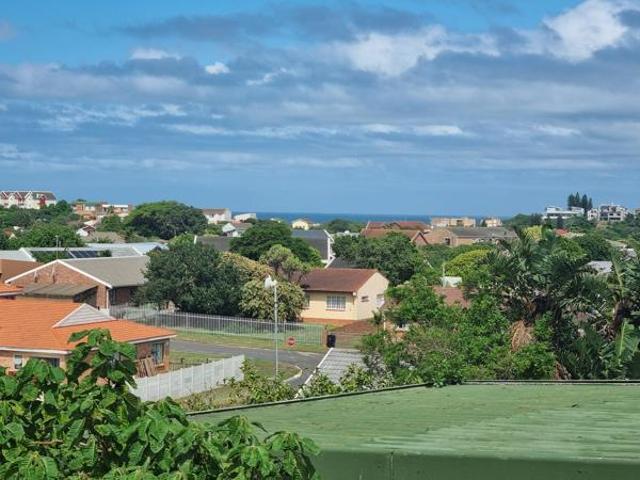 3 Bedroom House in Aston Bay