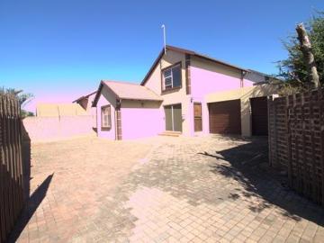 3 Bedroom House in Bonaero Park