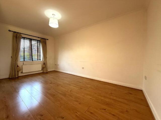 3 bedroom House in Barley Gardens, Wokingham
