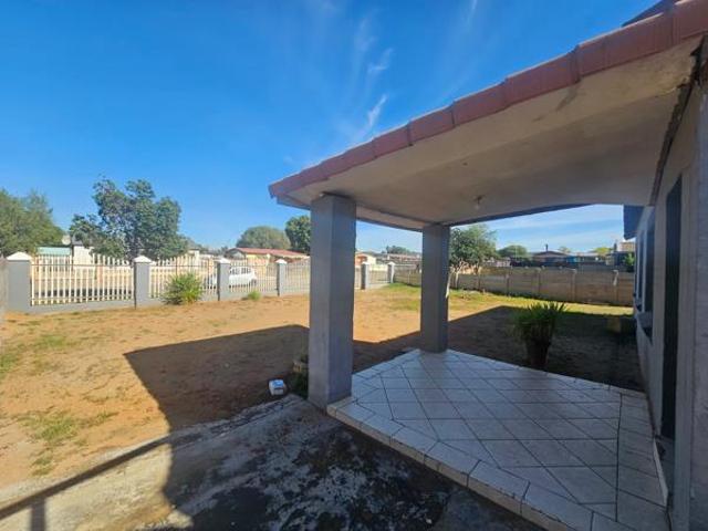 3 Bedroom House in Beaconsfield