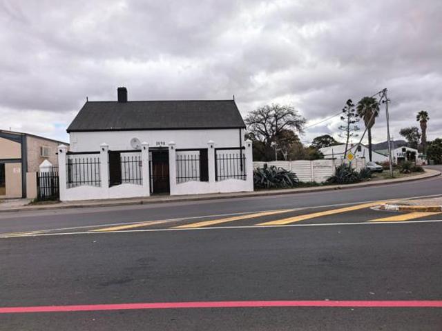 3 Bedroom House in Beaufort West