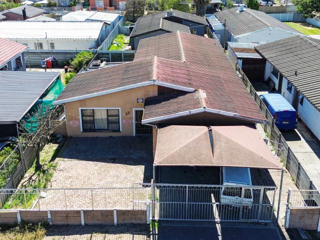 3 Bedroom House in Belmont Park
