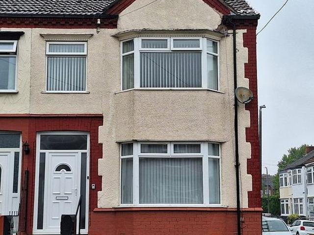 3 bedroom house in Birkenhead