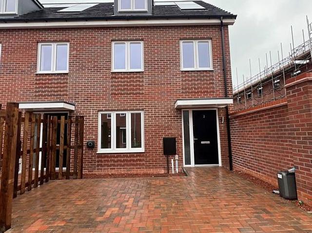 3 bedroom house in Birmingham