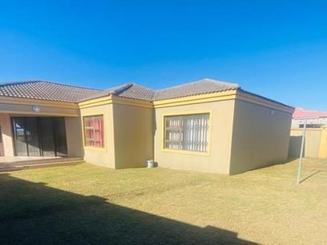 3 Bedroom House in Bluewater Bay