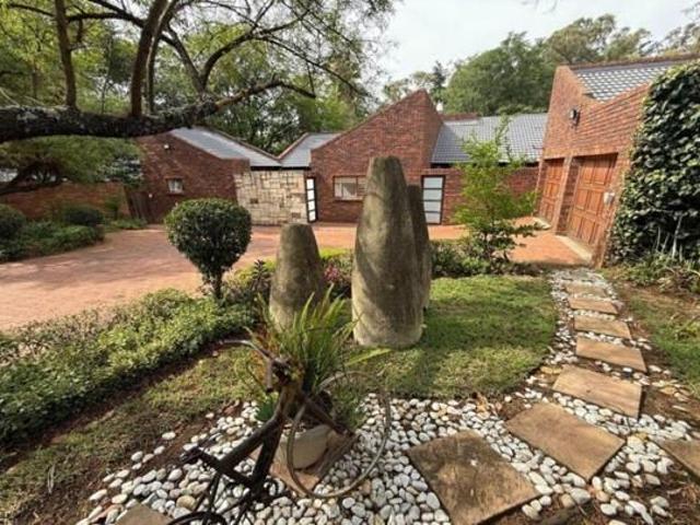 3 Bedroom House in Bryanston