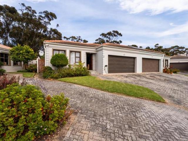 3 Bedroom House in Bredasdorp