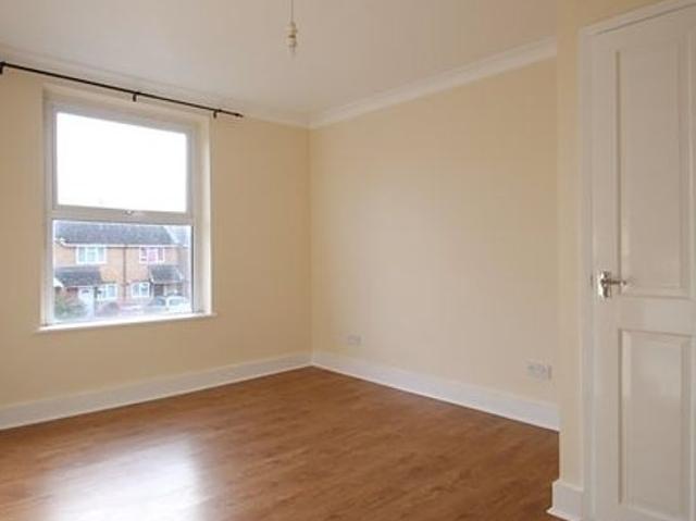 3 bedroom house in Bromley